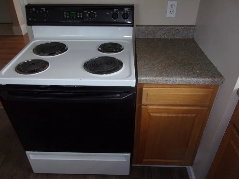 2874 Bailey Rd — Photo 5