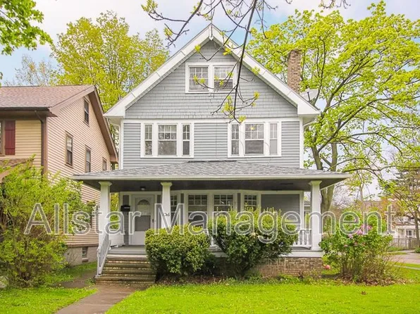 3065 E Derbyshire Rd, Cleveland Heights, OH 44118