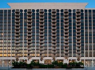 4230 N Hazel St, Chicago, IL 60613