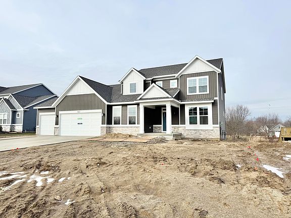 3rd image of 1832 Round Barn Dr