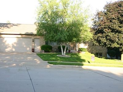 2030 Embassy West Dr, Dubuque, IA, 52002