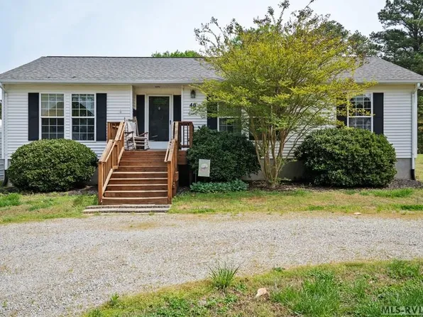 48 Longwood Dr, Bracey, VA 23919