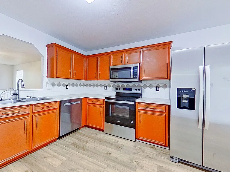 4512 Indigo Dr — Photo 8