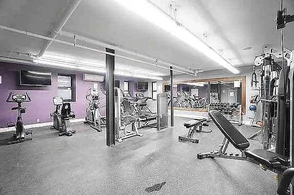 Rented by Bruma Realty LLC | media 8