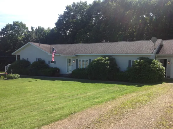 1445 Hull Hill Rd, Youngsville, PA 16371
