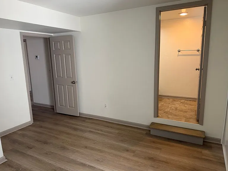 4032 Ampudia St — Photo 32
