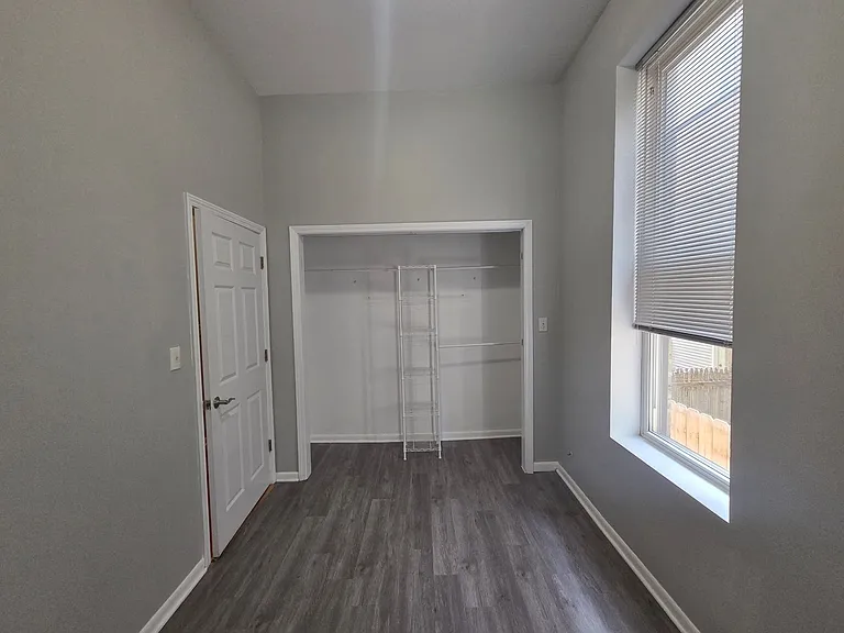 1507 N Hudson Ave — Photo 15