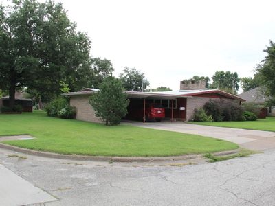 202 S Larson Ave, Chanute, KS, 66720