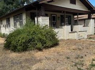 232 N 5th St, Douglas, WY 82633