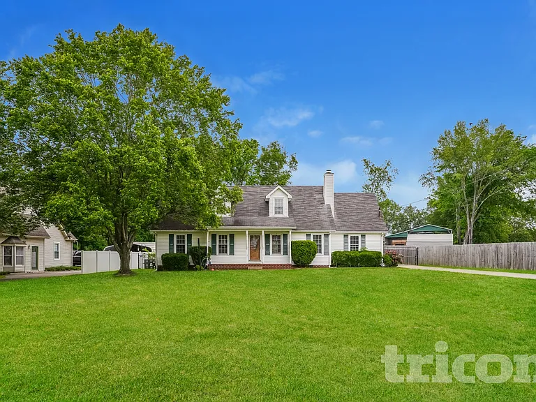 5235 W Calgary Rd — Photo 1