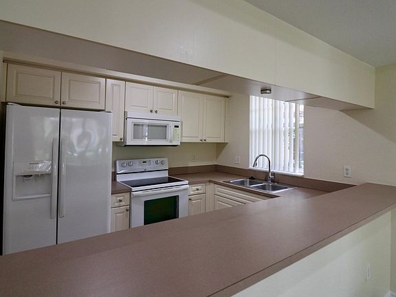 2nd image of 6474 W Sample Rd #6474