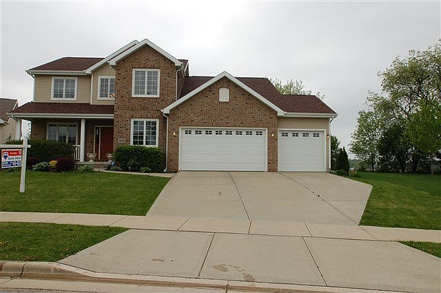 1st image of 9443 Eagle Nest Ln