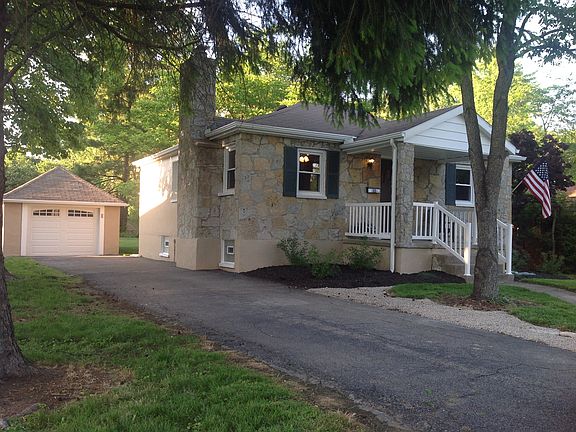 3rd image of 1341 Berwin Ave
