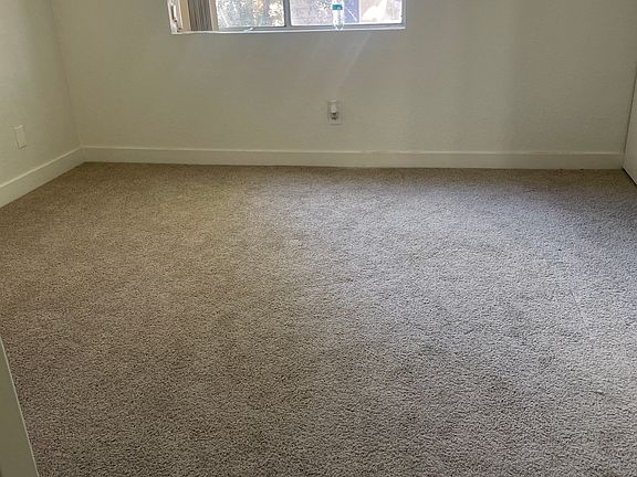 4th image of 567 Kristin Ln