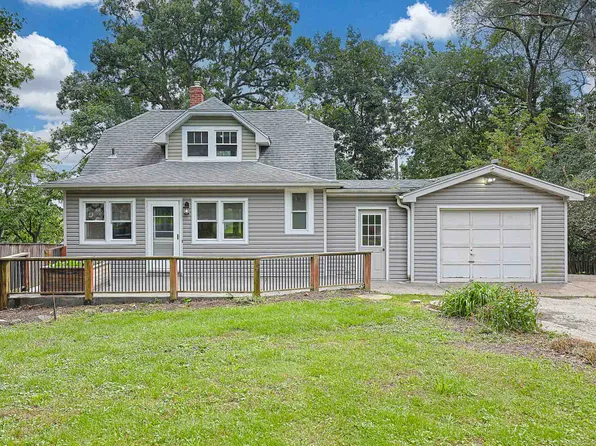 21557 W Birch St, Lake Villa, IL 60046