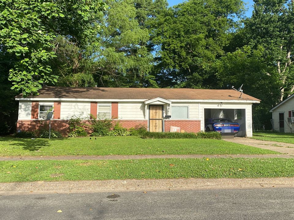 1st image of 309 Pittman St