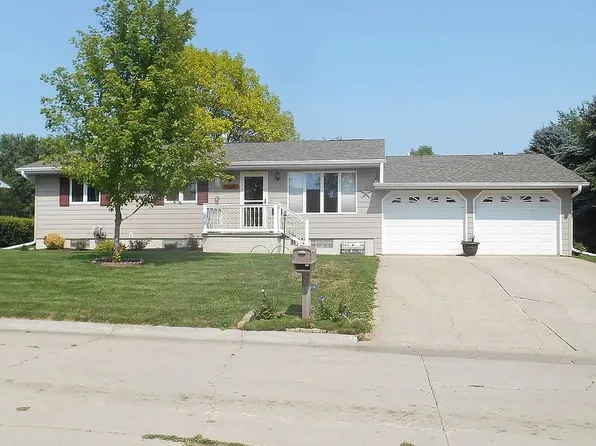103 S East St, Neligh, NE 68756