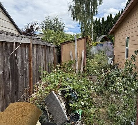 4th image of 3323 B St