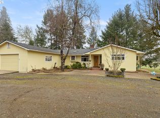 674 Youngs Ln, Roseburg, OR 97471