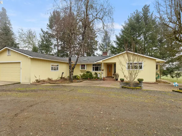 674 Youngs Ln, Roseburg, OR 97471