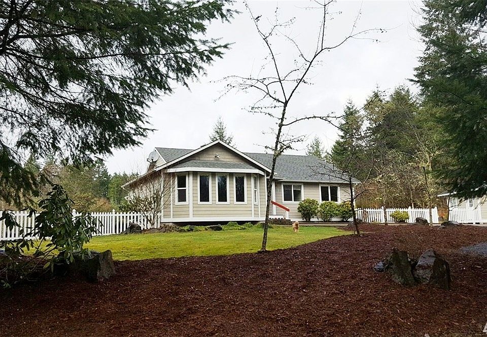 1st image of 13517 122nd St