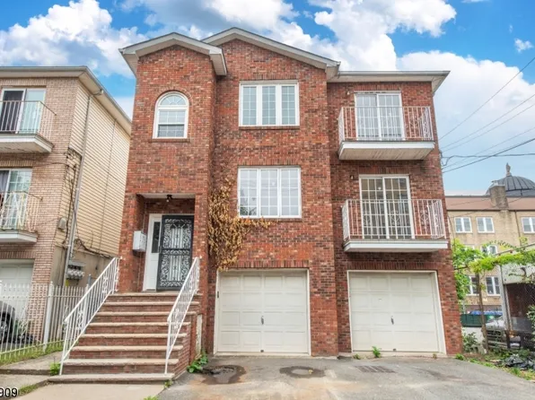 17-19 Osborne Ter, Newark City, NJ 07108