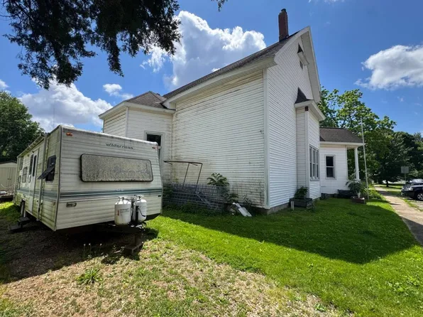 310 N Minier Ave, Minier, IL 61759
