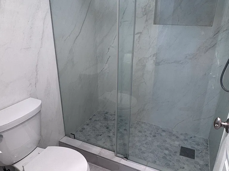 Master Bedroom - Bath