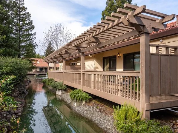 43 Fountain Grove Circle, Napa, CA 94558