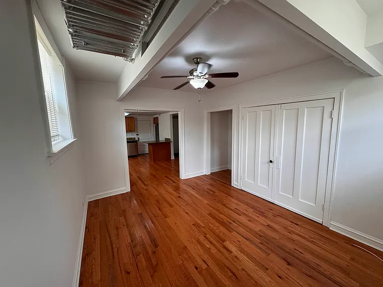 3946 N Bell Ave #BASEMENT — Photo 6