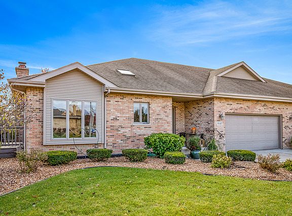 3rd image of 9107 Arbour Walk Dr