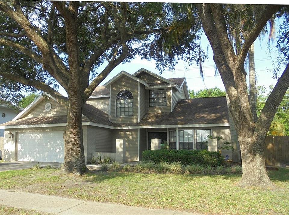 1st image of 4833 Foxshire Cir