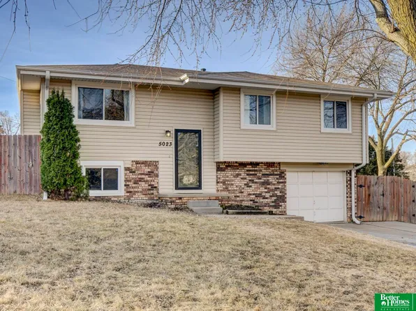 5023 Ernst St, Omaha, NE 68152