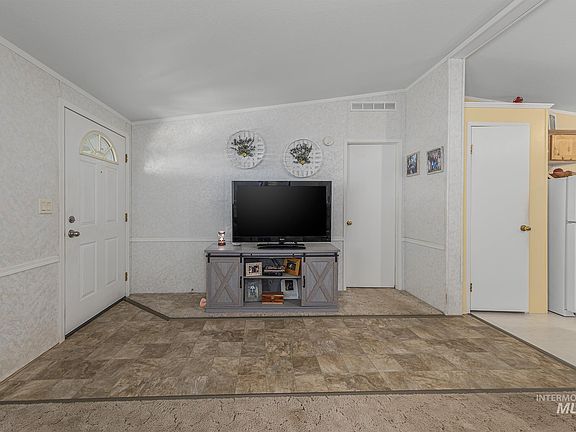3rd image of 2750 Alden Rd Unit 43