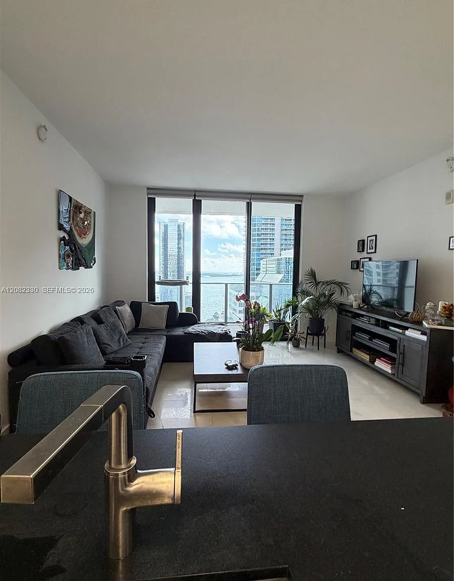 1010 Brickell Condo — Photo 4
