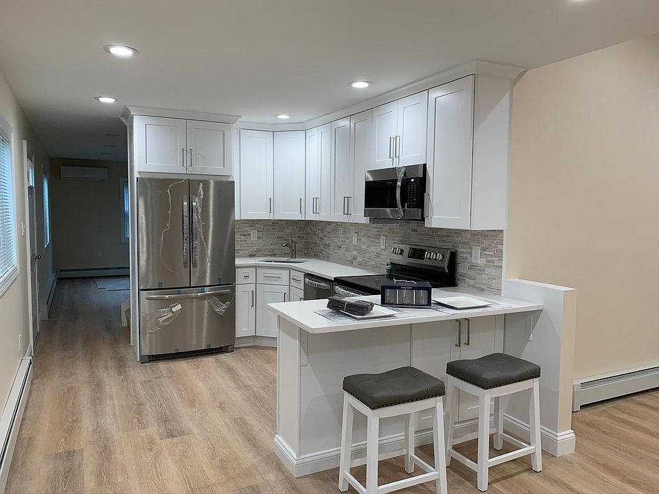 1st image of 56 Beaver Ln