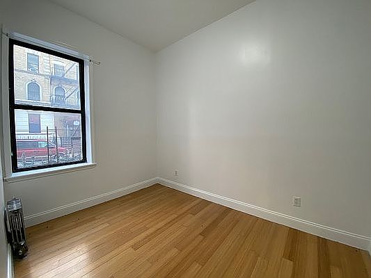 2nd image of 508 W 172nd St #3