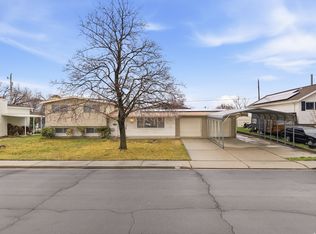 184 S Woodland Dr E, Orem, UT 84097