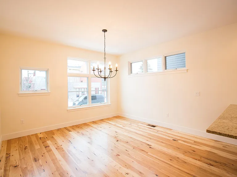 18 E Beall St #1 — Photo 5