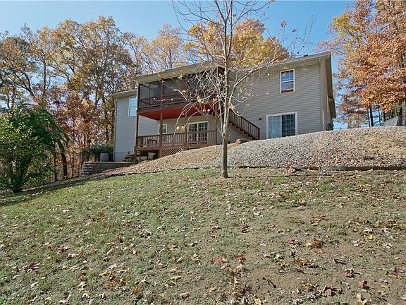 4th image of 3 Bowness Ln