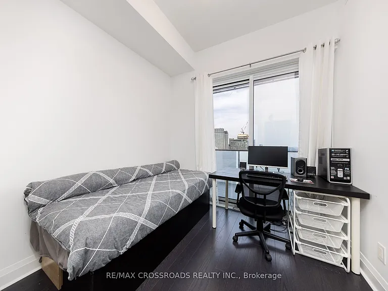 1080 Bay St #4509 — Photo 17
