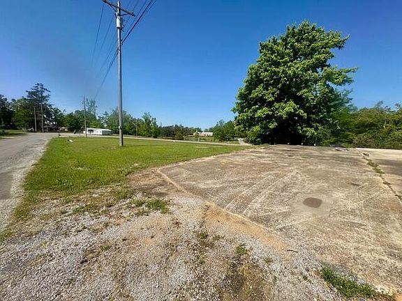 4th image of 507 Meadow Creek Rd