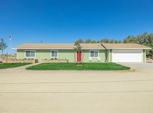 1201 Backus Rd, Mojave, CA 93501