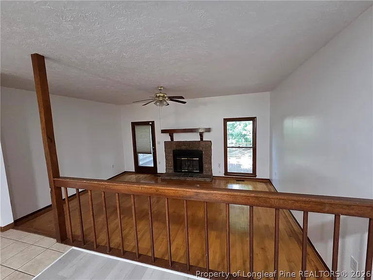 5611 Nix Rd — Photo 3