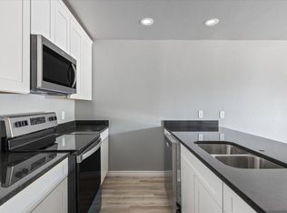 9114 Royal Ln, Woodway, TX 76712