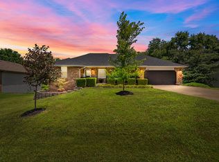 2602 S 15th Ave, Ozark, MO 65721