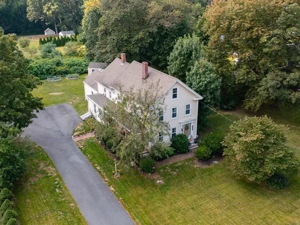 295 Woburn St, Wilmington, MA 01887
