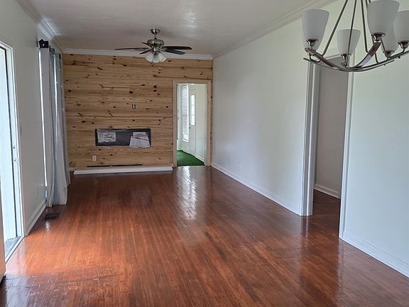 2nd image of 200 N Key St