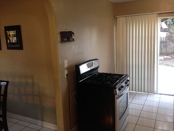 5th image of 3607 Fashion Ave