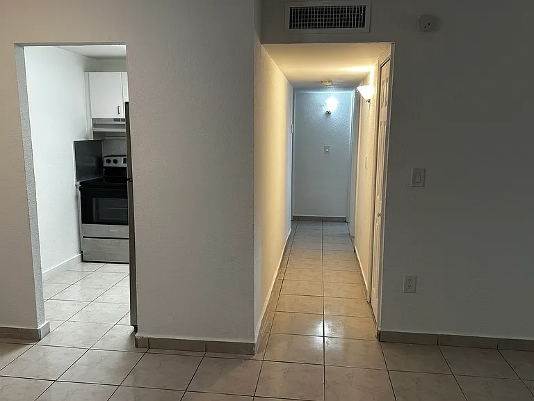 666 W 81st St #219 — Photo 8